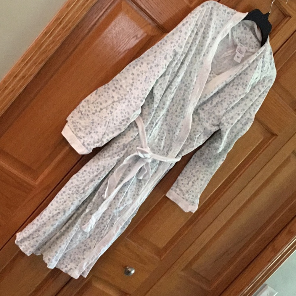 Maternity robe and nightgown